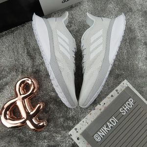 Adidas Original Nova Runner Sneakers